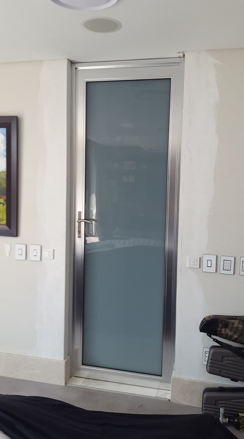 Hinge Doors